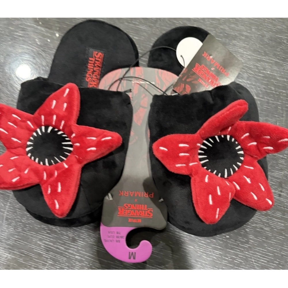 Stranger Things Mule Slippers Demogorgon Flower Monster 3D Size Medium 7/8 New - Picture 5 of 5